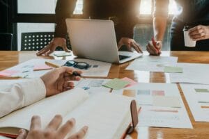 lawyers working on a car accident settlement in arizona